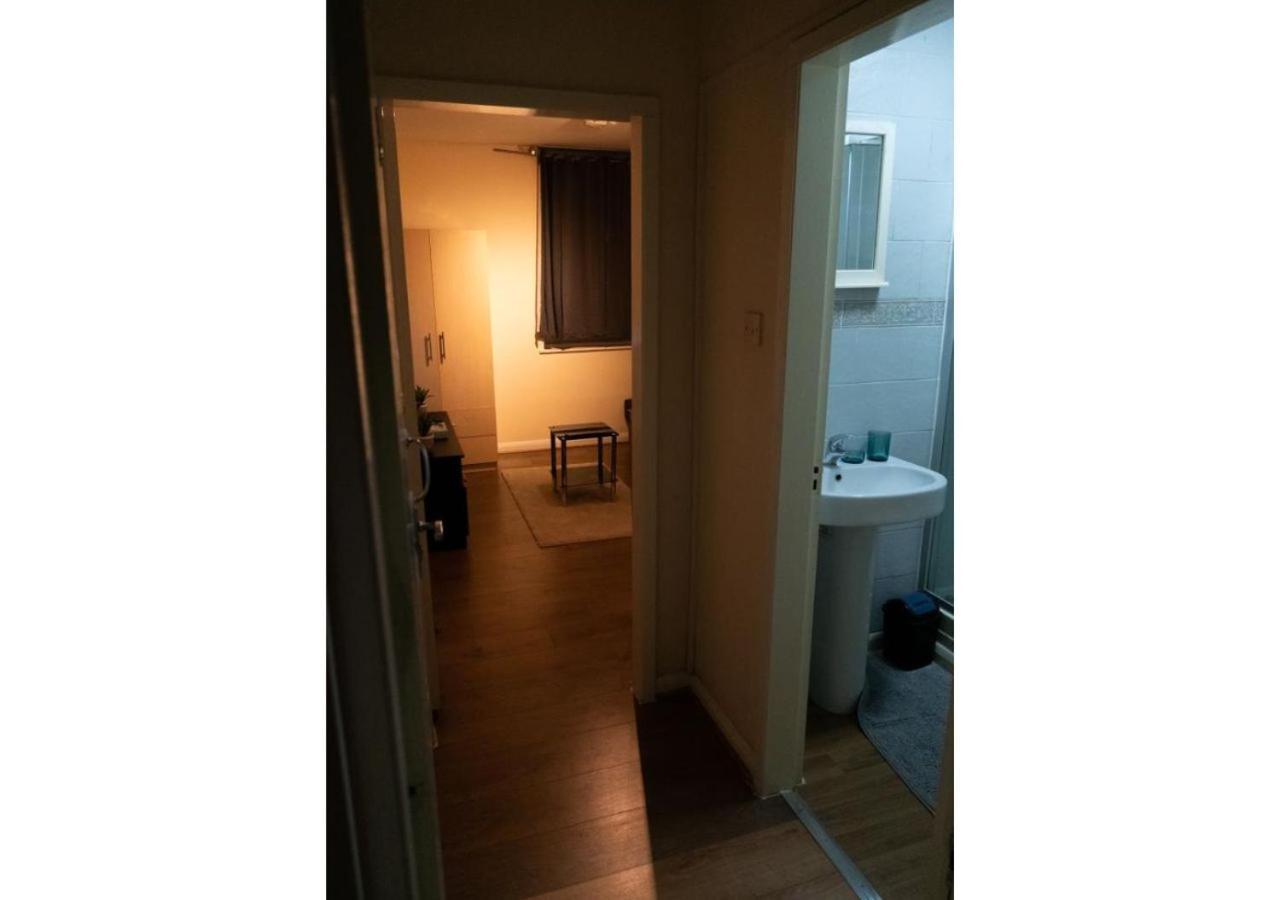 Comfy Apartment In Central Londyn Zewnętrze zdjęcie